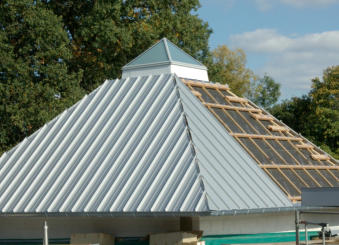 Gradnje streh, sanacije streh, hidroizolacije ravnih streh, montaže strelovodov in strešnih oken v Postojni in okolici.